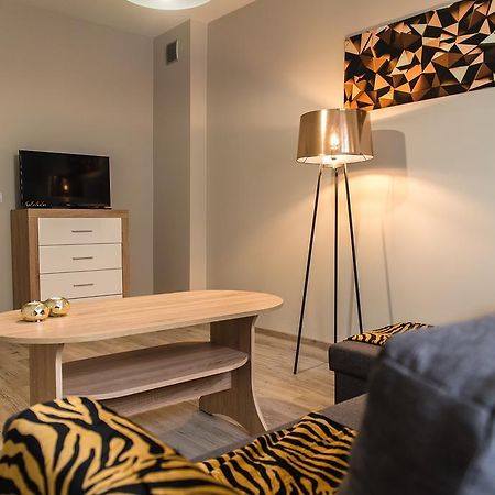 Apartament Deluxe Centrum 2 Appartement Koszalin Buitenkant foto